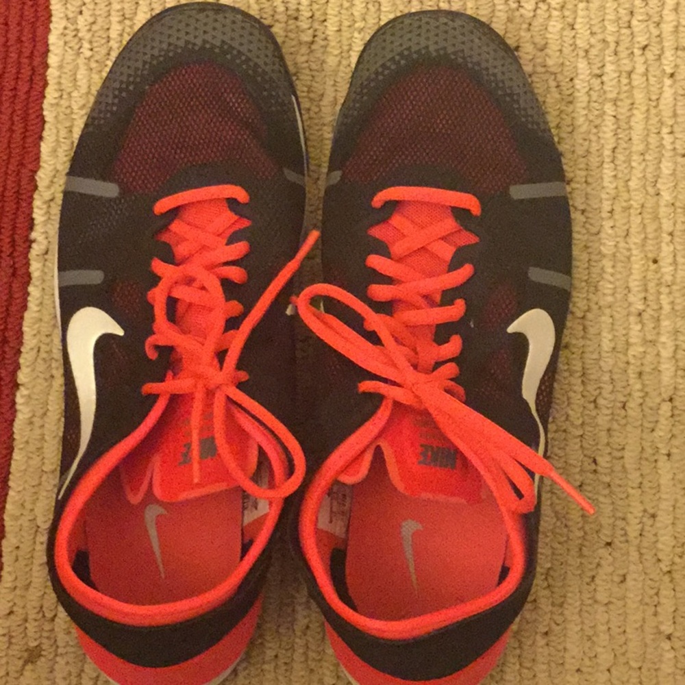 Ladies 12 Nike Lunarlon